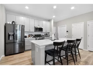 Photo #6: 5105194 Listing 