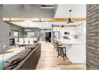 Photo #5: 5106884 Listing 