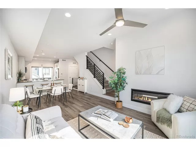 MLS: 5107094 Condo For Sale