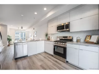 Photo #6: 5107094 Listing