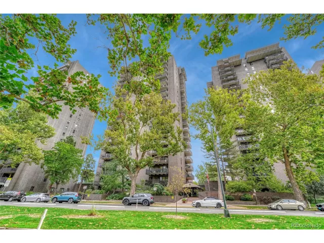 MLS: 5107949 Condo For Sale