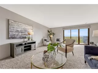 Photo #2: 5107949 Listing