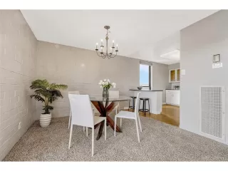 Photo #4: 5107949 Listing