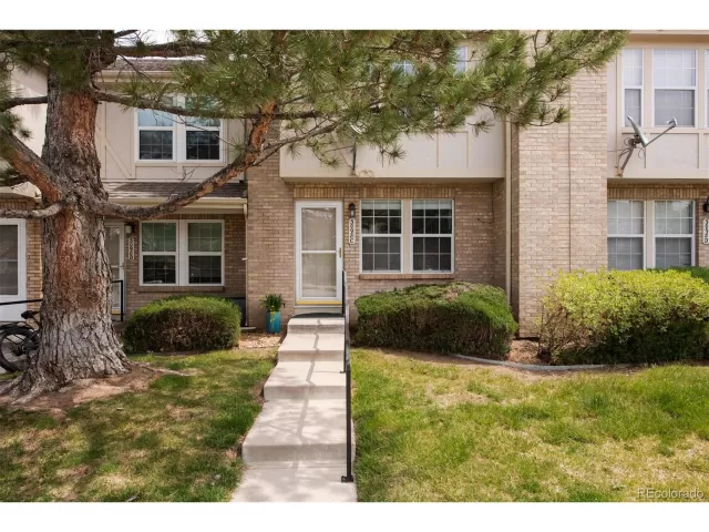 MLS: 5109551 Condo For Sale