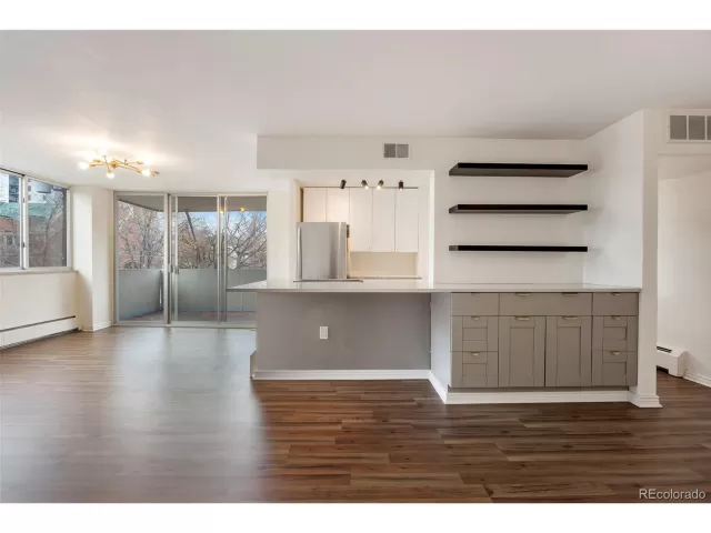 MLS: 5115279 Condo For Sale