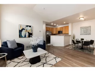 Photo #3: 5115392 Listing