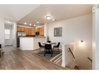 Photo #4: 5115392 Listing