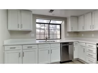 Photo #3: 5117205 Listing