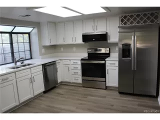 Photo #4: 5117205 Listing