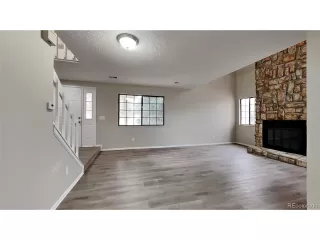 Photo #5: 5117205 Listing