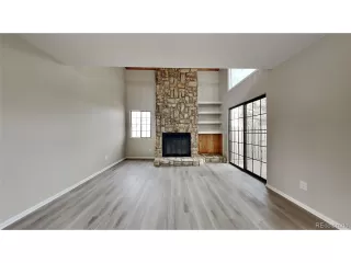 Photo #6: 5117205 Listing