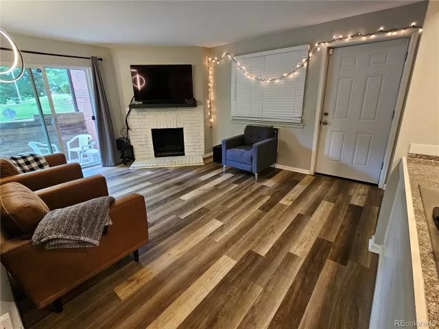 MLS: 5117352 Condo For Sale