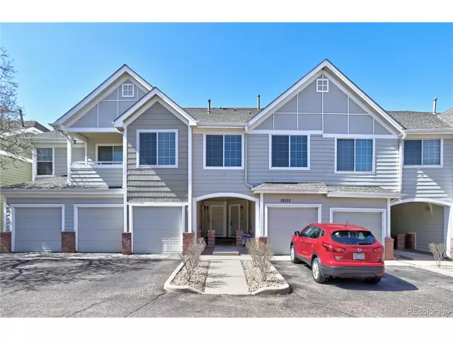 MLS: 5121409 Condo For Sale