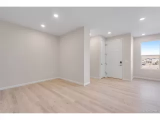 Photo #3: 5124159 Listing