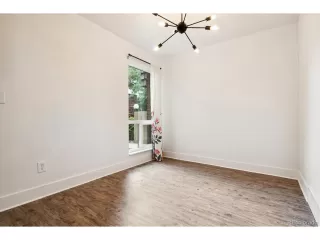 Photo #5: 5124341 Listing