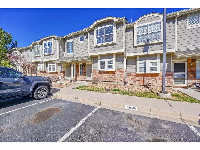 MLS: 5125896 Condo For Sale