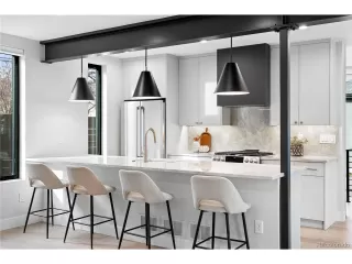 Photo #2: 5125909 Listing