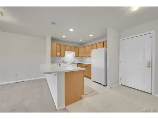 Photo #6: 5126332 Listing