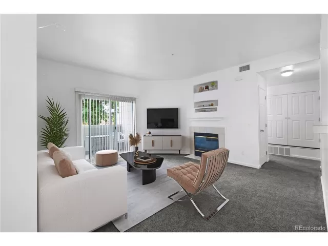 MLS: 5129840 Condo For Sale