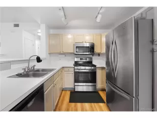 Photo #6: 5129840 Listing