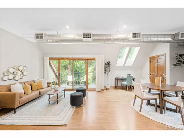 MLS: 5130384 Condo For Sale