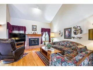 Photo #4: 5133190 Listing 