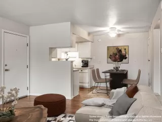 Photo #2: 5135057 Listing