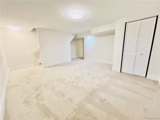 Photo #5: 5136685 Listing