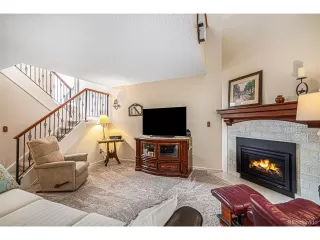 Photo #6: 5138700 Listing