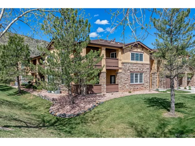 MLS: 5139180 Condo For Sale