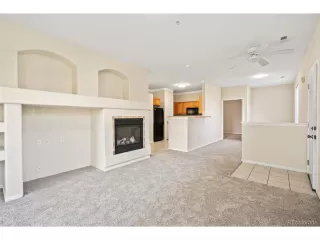 Photo #6: 5139389 Listing