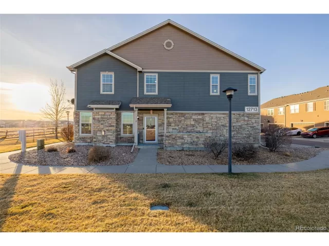 MLS: 5140645 Condo For Sale