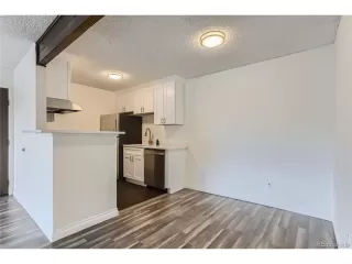 Photo #2: 5144454 Listing 