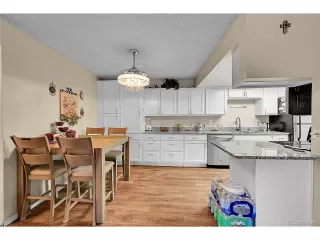 Photo #3: 5146886 Listing