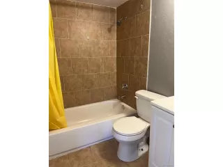 Photo #6: 5153637 Listing