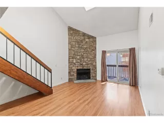 Photo #5: 5154090 Listing