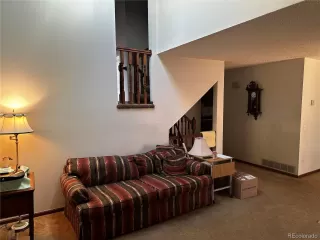 Photo #6: 5154296 Listing