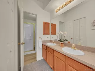 Photo #5: 5156471 Listing