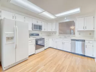 Photo #2: 5156810 Listing