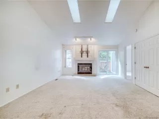 Photo #4: 5156810 Listing