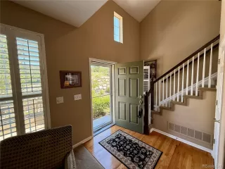 Photo #5: 5159210 Listing