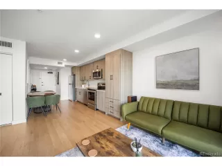 Photo #2: 5159986 Listing