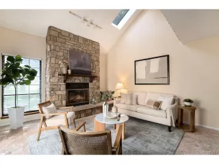 Photo #2: 5161767 Listing 