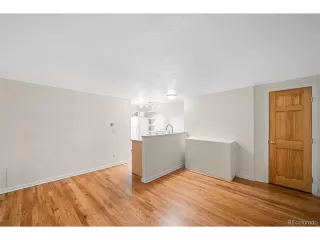 Photo #2: 5162056 Listing