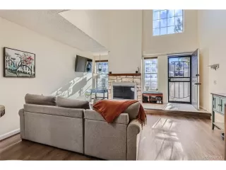 Photo #2: 5162282 Listing 