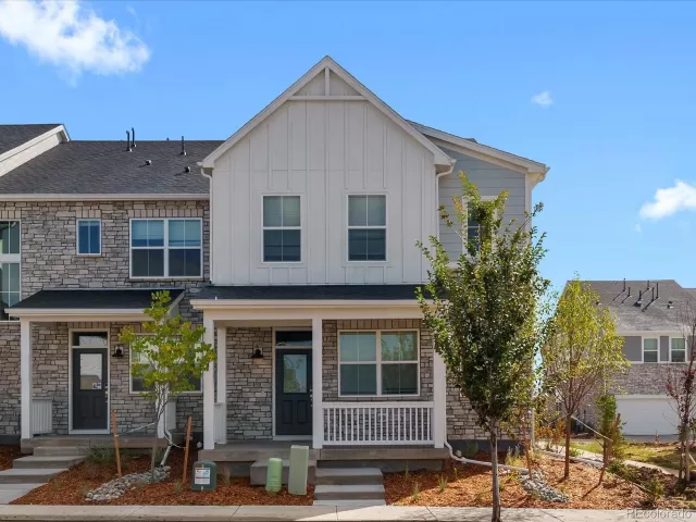 MLS: 5163284 Condo For Sale