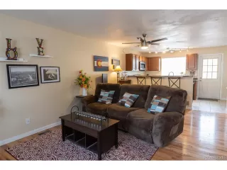 Photo #2: 5164713 Listing