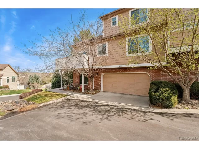 MLS: 5165073 Condo For Sale