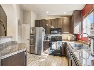 Photo #5: 5166079 Listing