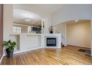 Photo #6: 5166201 Listing